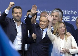 matteo-salvini-silvio-berlusconi-giorgia-meloni.jpg