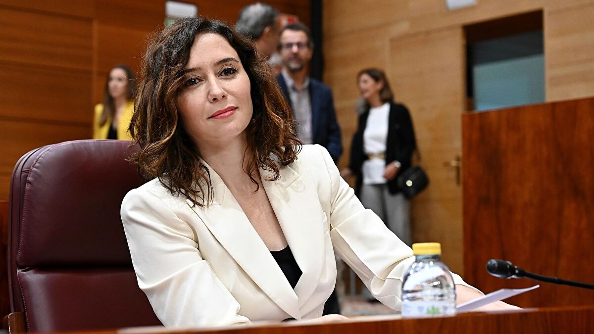 La respuesta de Ayuso a Mónica García, que quiere bajarle el sueldo ...