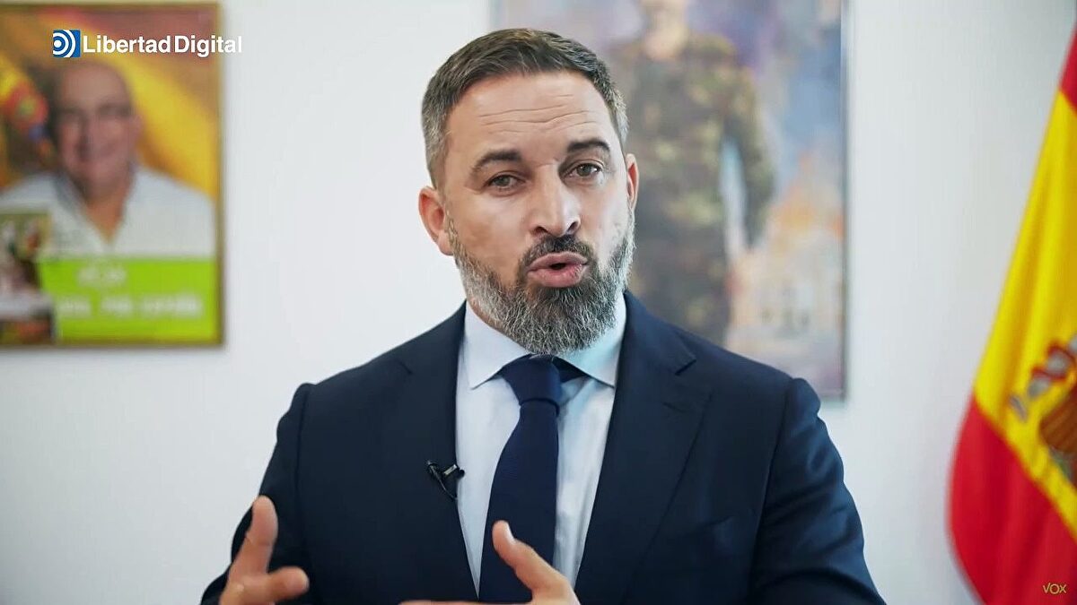 Abascal denuncia en un vídeo la inmigración ilegal y señala a los ...