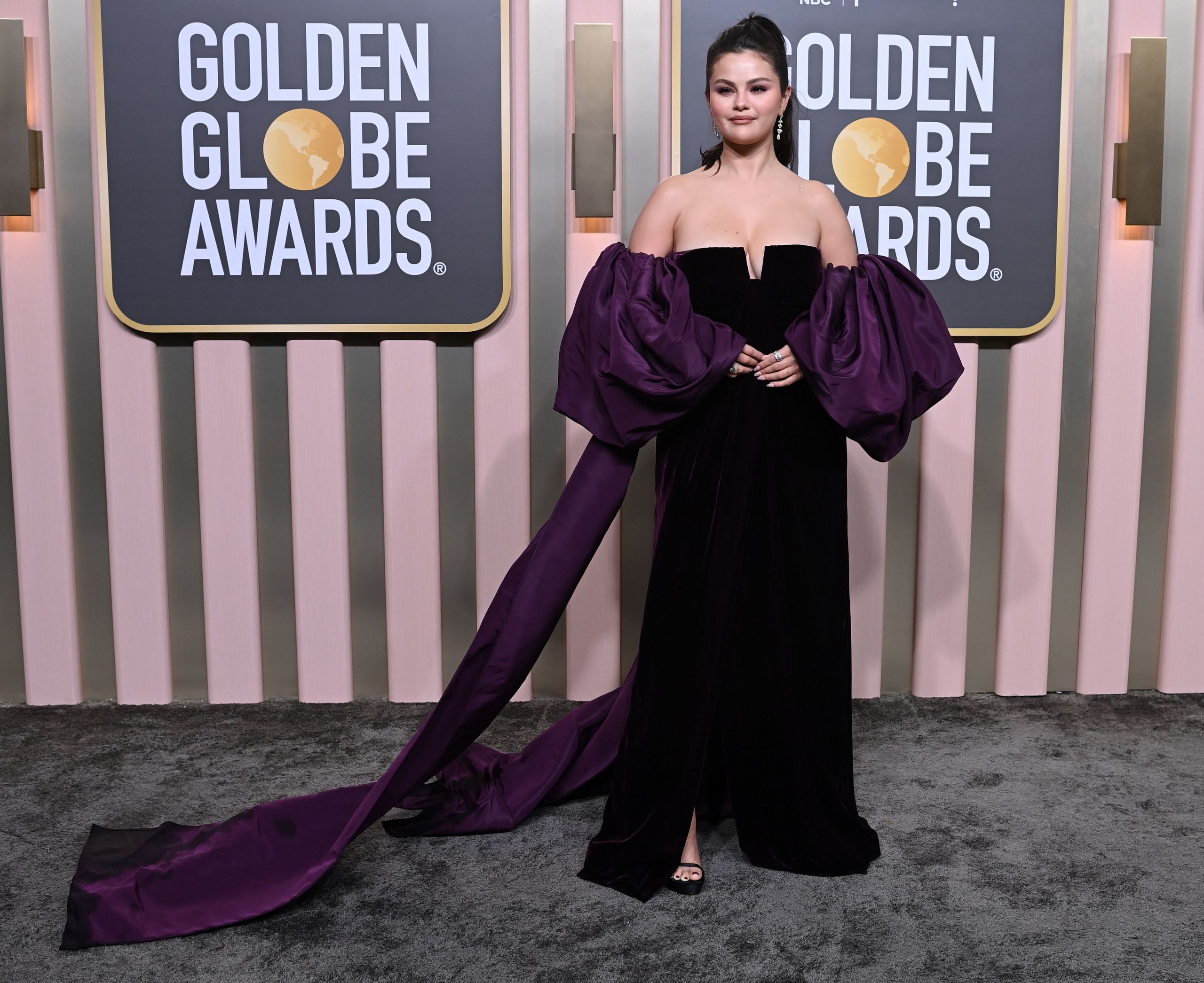 selena-gomez-globos-oro2.jpg