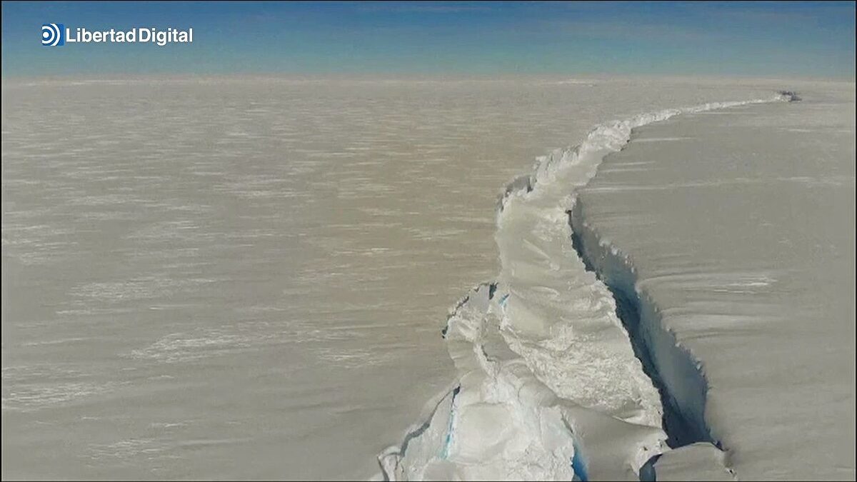 Un iceberg gigante del tamaño de Londres se desprende de la Antártida ...