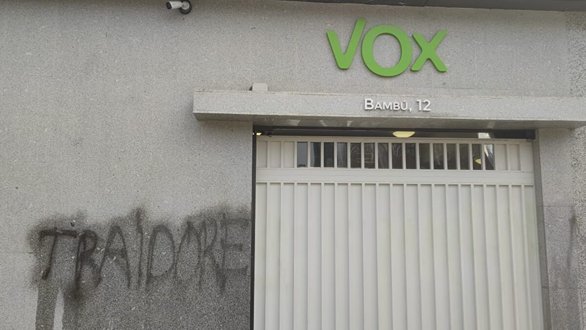 Atacan la sede nacional de Vox con pintadas - Libertad Digital
