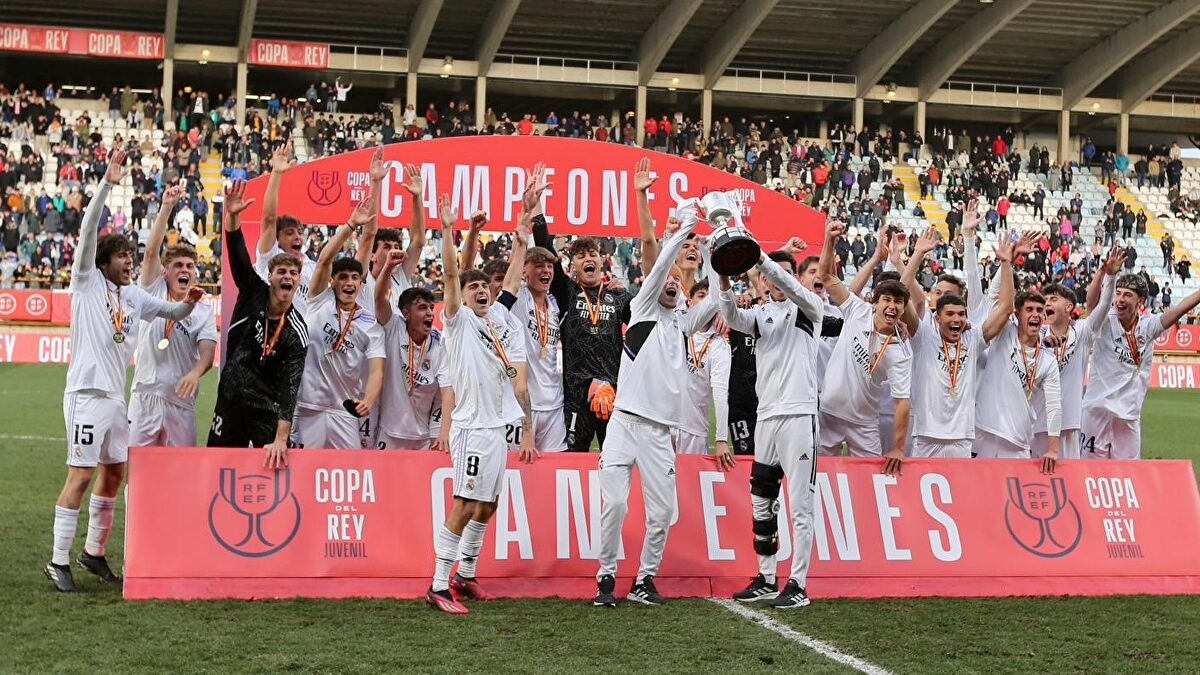 El Madrid gana la Copa del Rey juvenil con el sello de Arbeloa