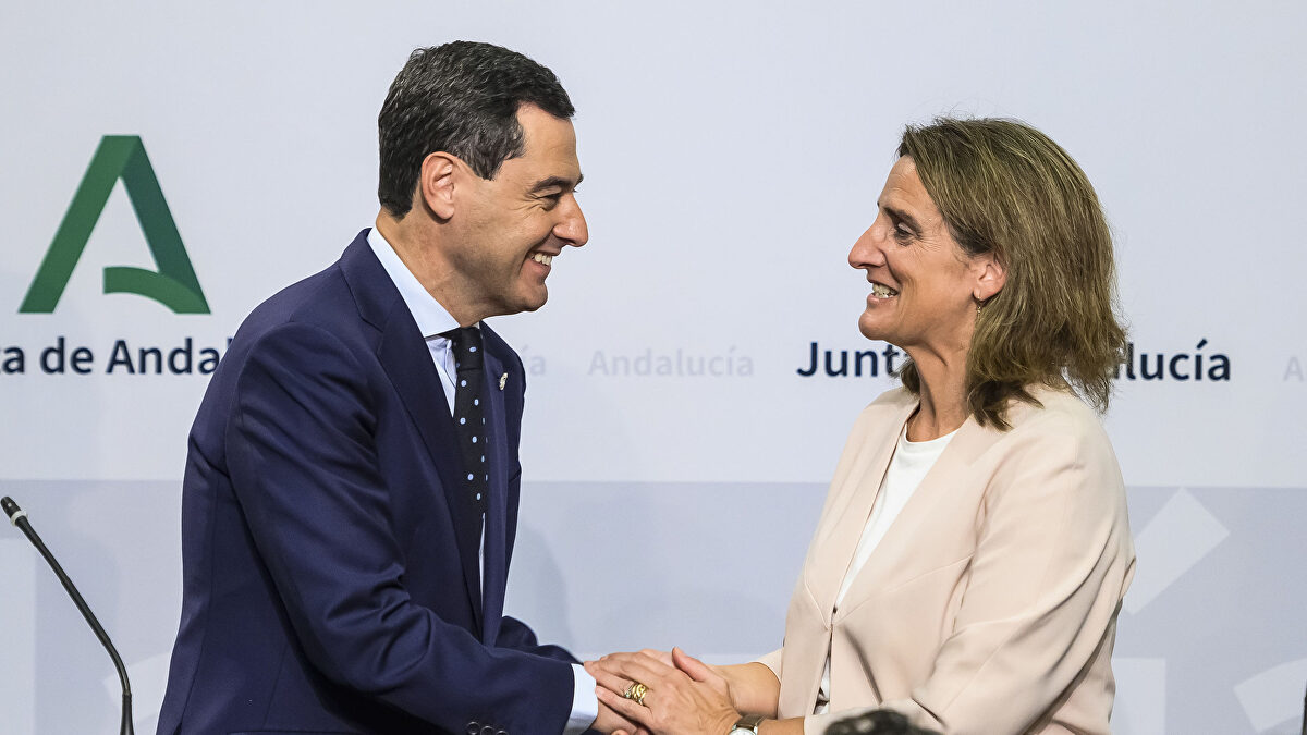 Moreno aparca la Ley de Regadíos de Doñana tras reunirse con Teresa ...