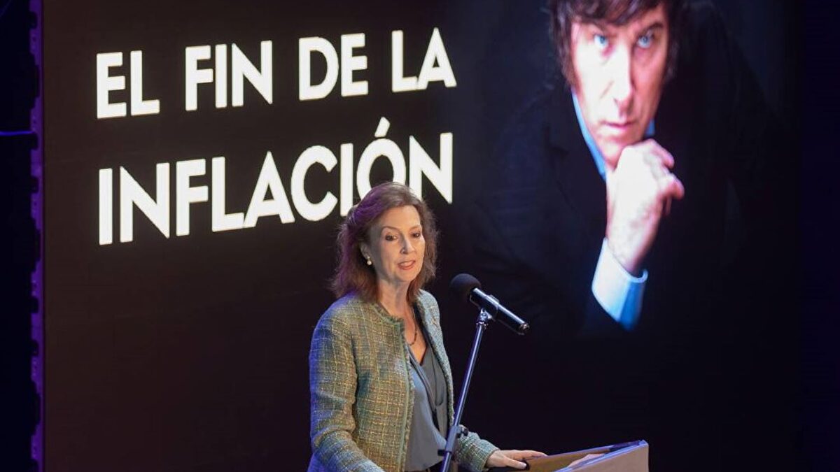 Milei cesa a su canciller por votar a favor del fin del embargo a Cuba ...