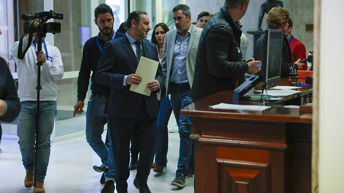El juez del caso Koldo da el primer paso para imputar a Ábalos por su ...