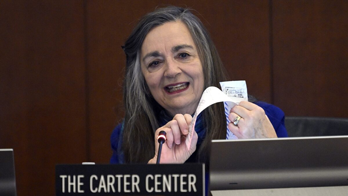 El Centro Carter muestra las actas electorales que dan la victoria a ...