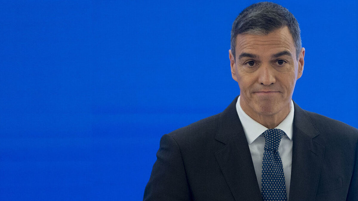 El TSJM rechaza por unanimidad la querella de Pedro Sánchez contra el ...