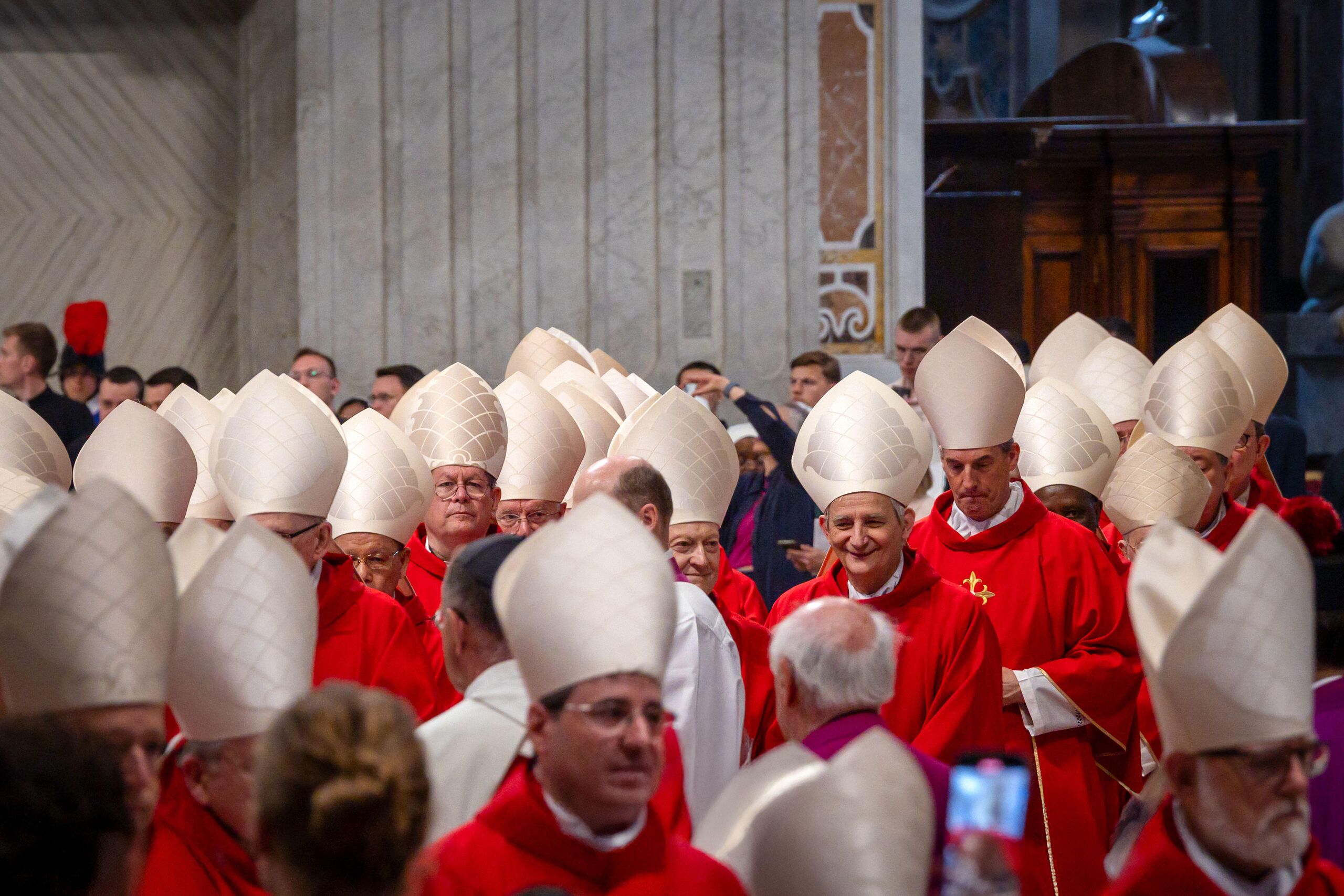 cardenales-misa-pro-eligendo-pontifice.jpg
