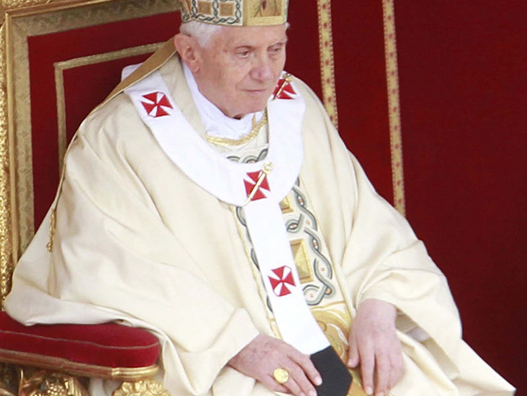 palio-papal-benedicto-xvi.jpg