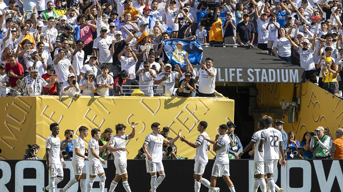El Real Madrid vence al Borussia Dortmund con susto final y se mete en ...