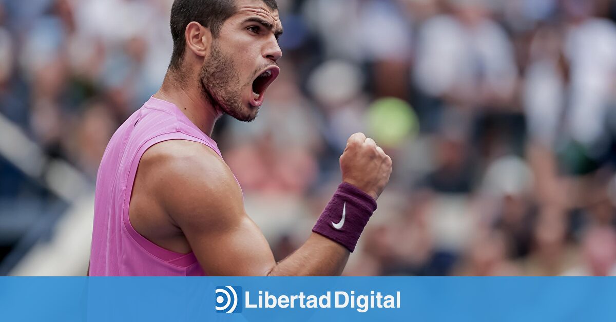 Djokovic ya no puede con Carlos Alcaraz: el español arrasa y llega a la final