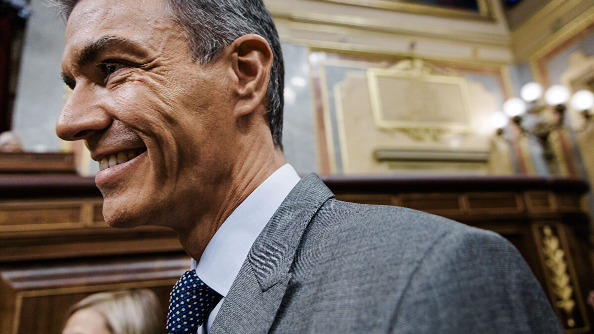 Críticas al Gobierno por presumir del Ingreso Mínimo Vital: "Una sociedad de vagos"