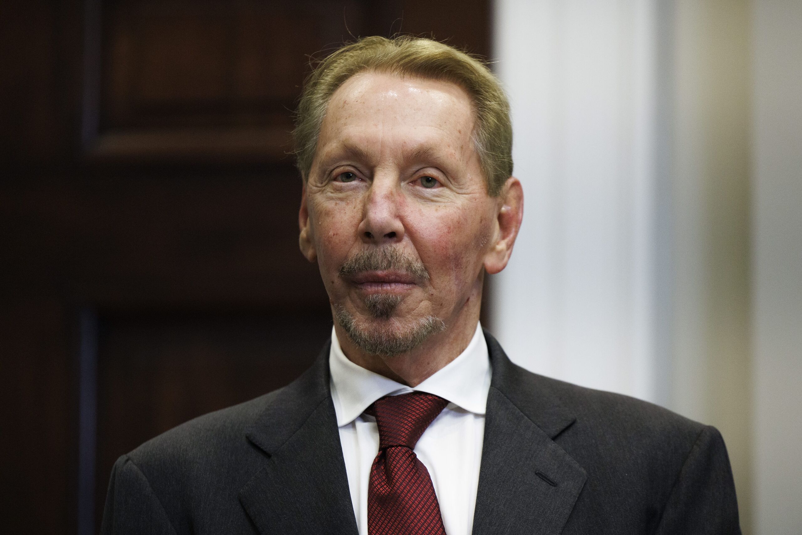 El excéntrico Larry Ellison destrona a Elon Musk como el hombre más rico del mundo