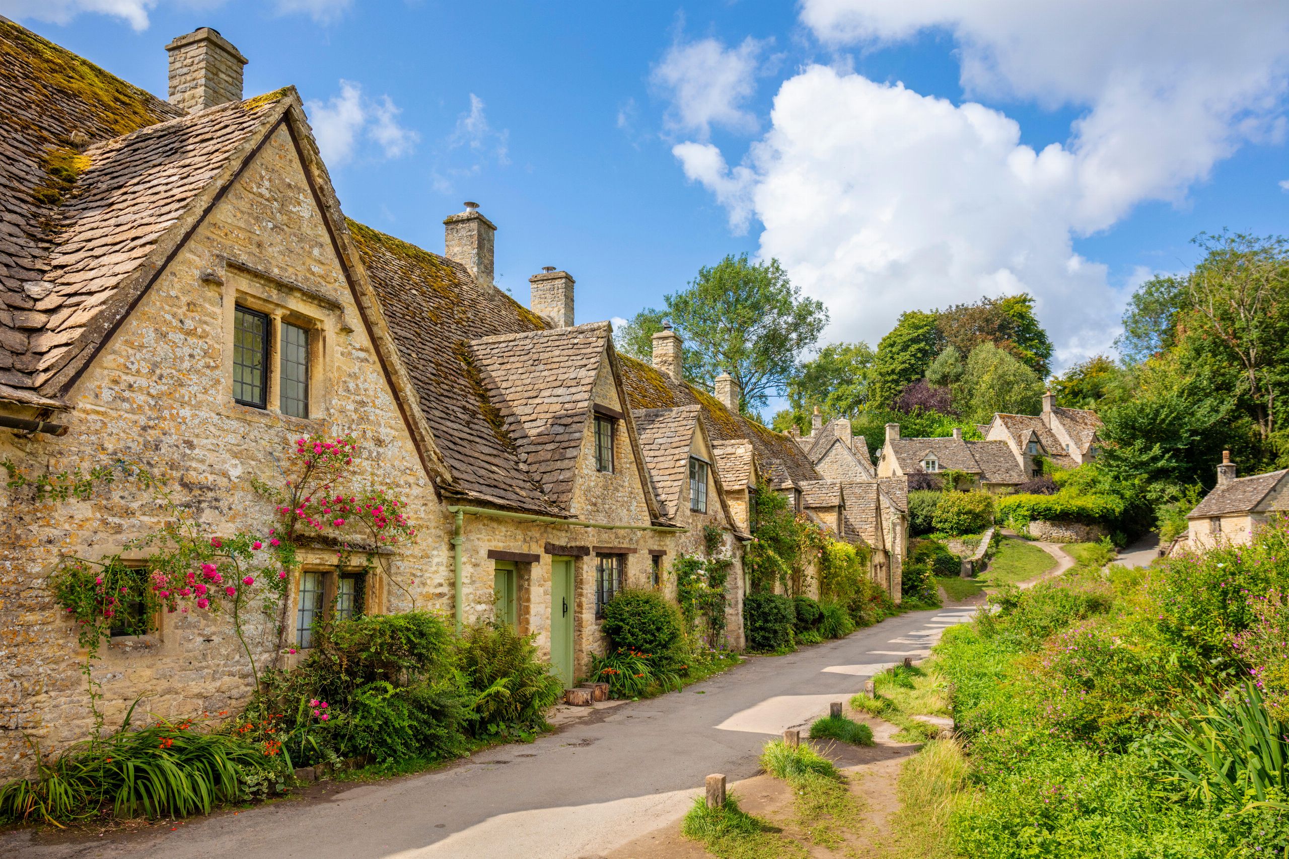 arlington-row-bibury-cotswolds.jpg