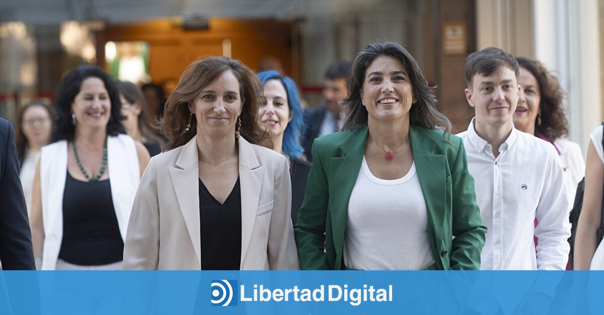 Más Madrid rinde pleitesía a una Mónica García que llama "resentida" a Ayuso en los pasillos