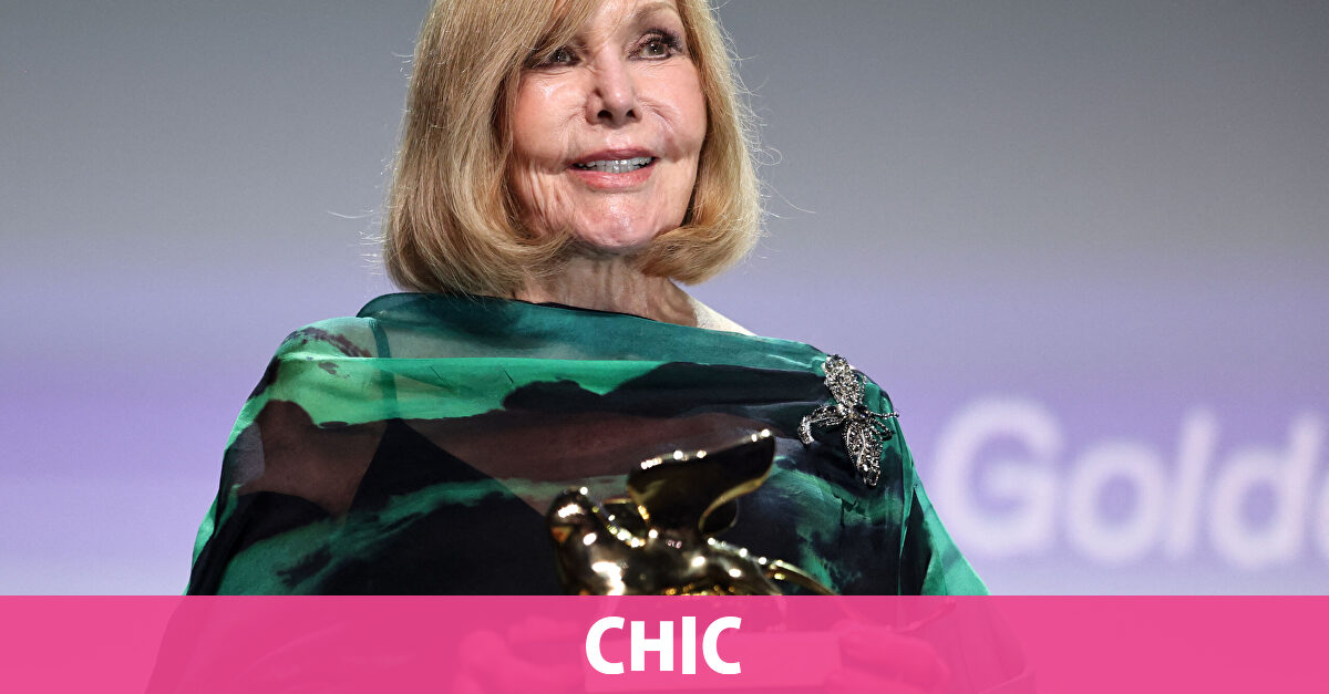 Kim Novak reaparece con 92 años: una manada la violó de adolescente y 'Vértigo' cambió su vida