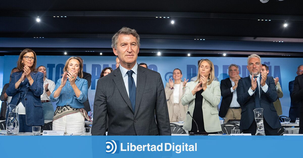 Feijóo coloca a Abascal entre los que "no quieren el cambio" y le advierte: "No cederemos un milímetro"