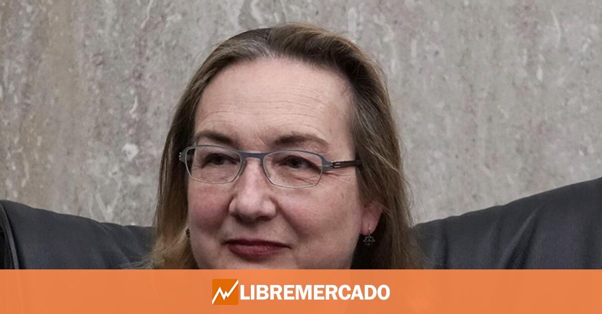 Beryl Howell, la juez que ha asestado una nueva condena a España por impagos de Sánchez a las renovables