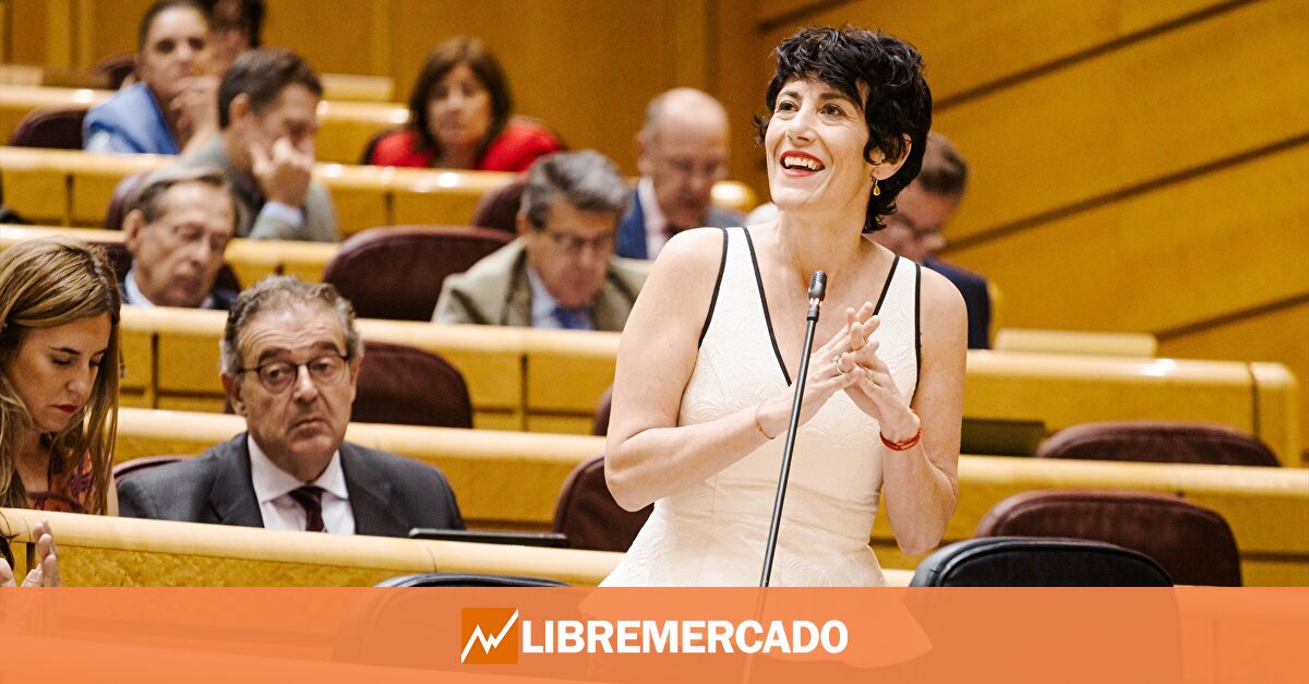 Elma Saiz niega los informes sobre la quiebra de las pensiones y aplaude la propaganda de La Sexta