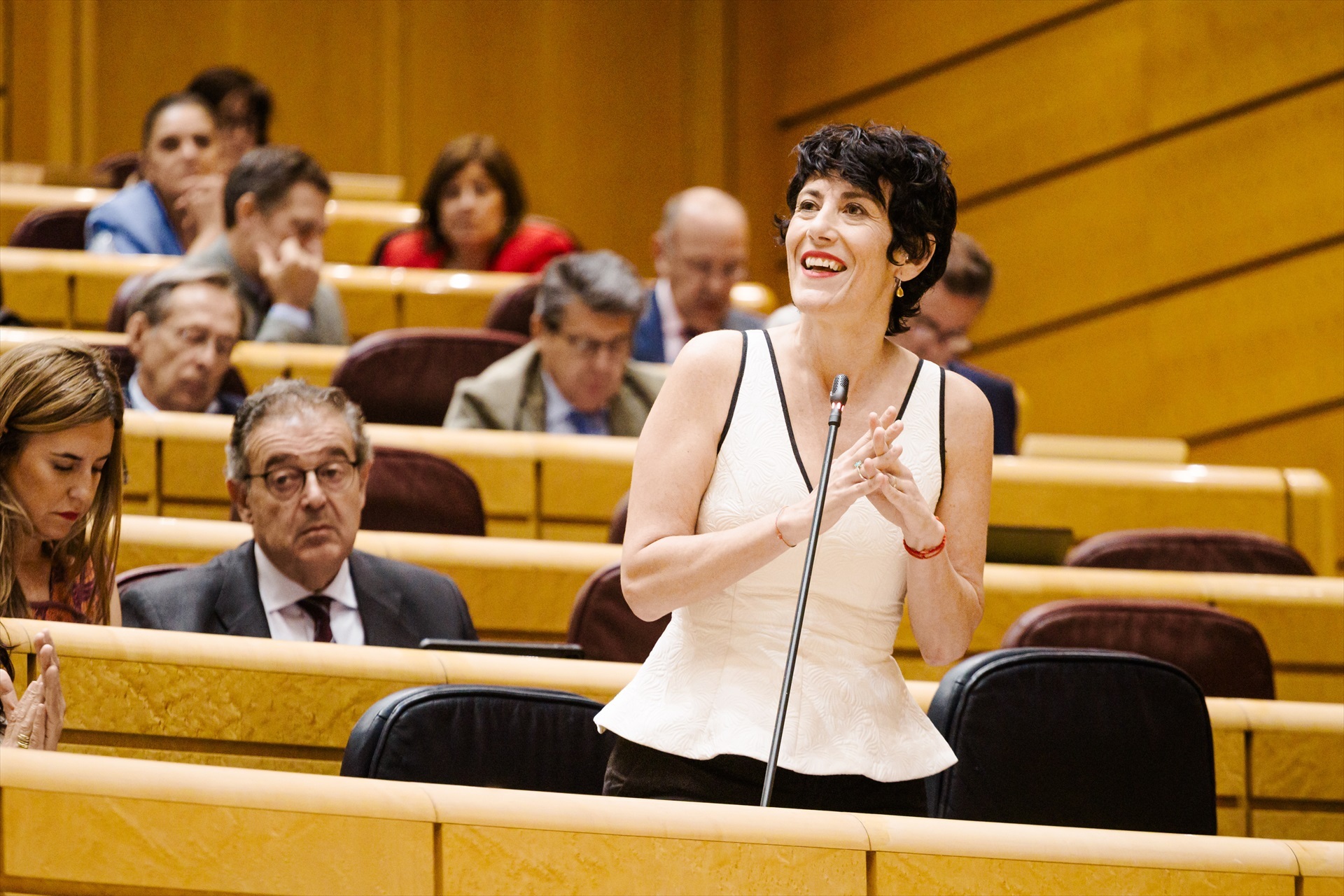 Elma Saiz niega los informes sobre la quiebra de las pensiones y aplaude la propaganda de La Sexta