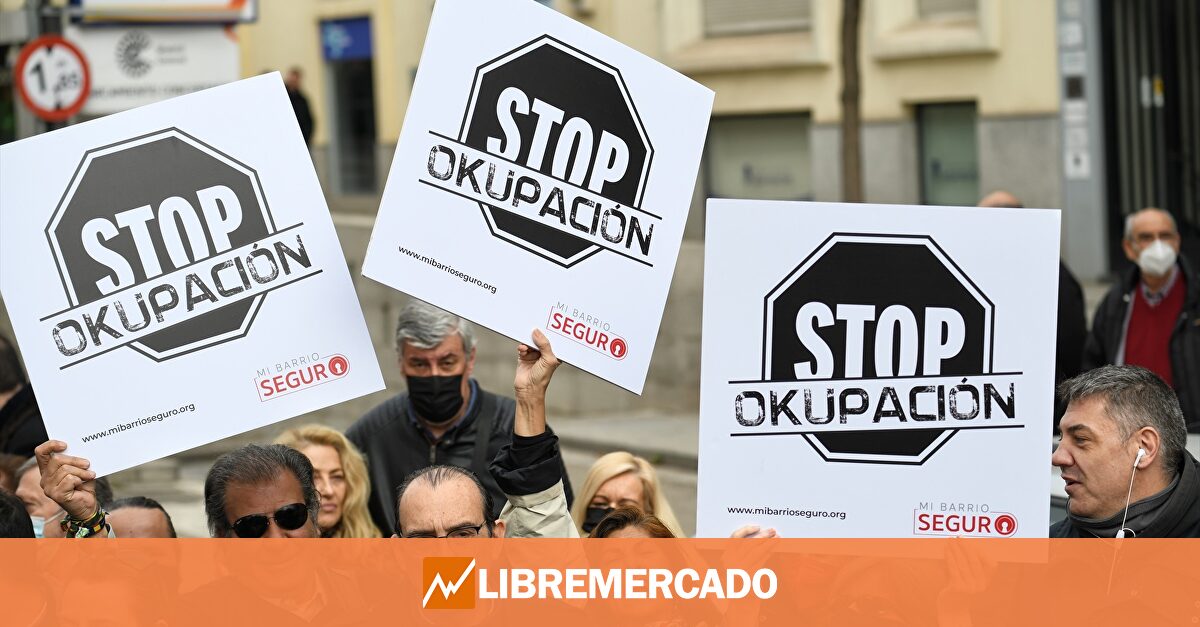 La rebelión vecinal contra la okupación se extiende por España ante la pasividad del Gobierno