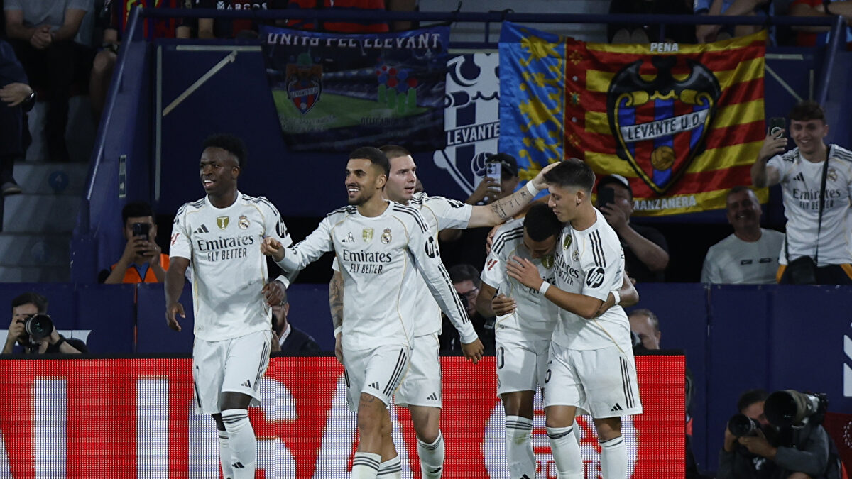 El Real Madrid golea al Levante y llega lanzado al derbi (1-4 ...