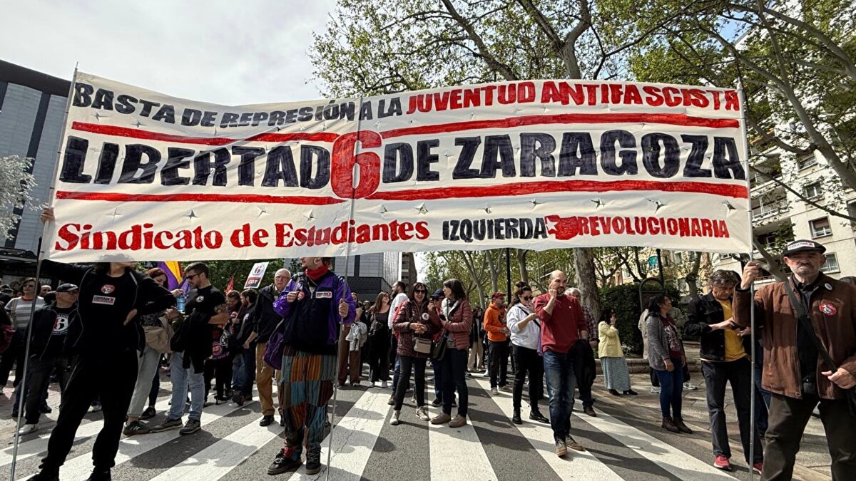 El Gobierno indulta a dos de "los seis de Zaragoza", los jóvenes condenados tras protestar contra un mitin de Vox