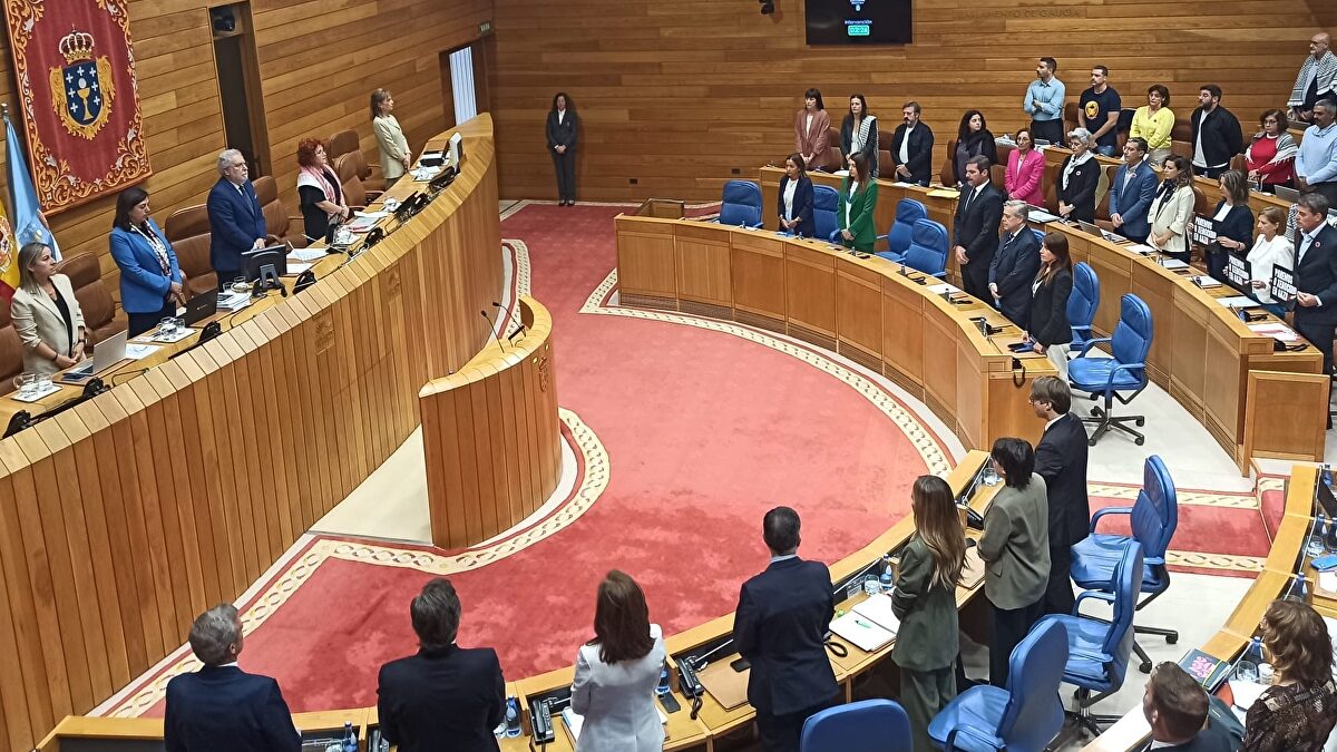 El Parlamento gallego guarda un minuto de silencio por el genocidio del pueblo palestino