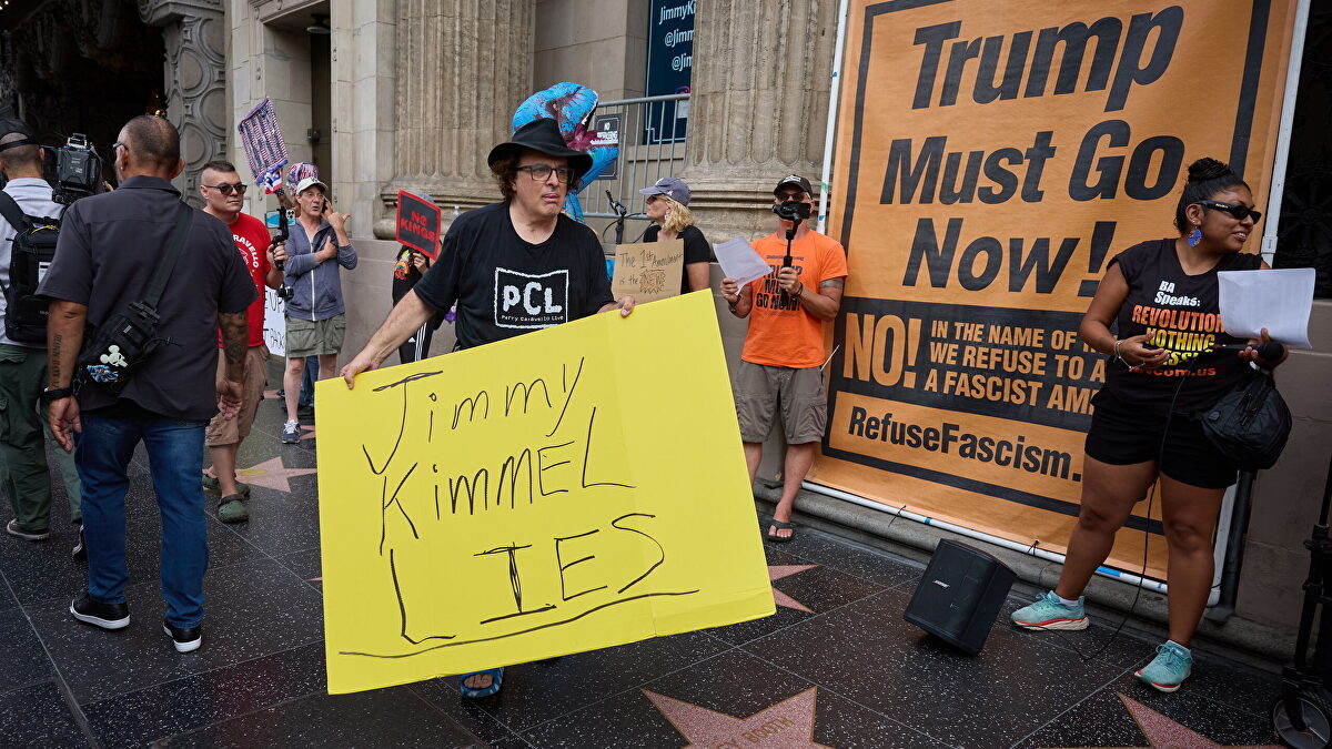 Kimmel acusa a Trump de "no aguantar una broma" tras ser forzado a pedir perdón llorando