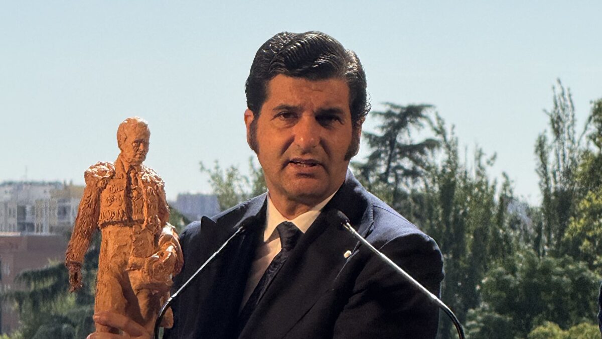 Morante presenta en Las Ventas el festival y el monumento en homenaje a Antoñete: "Quedará para la historia"