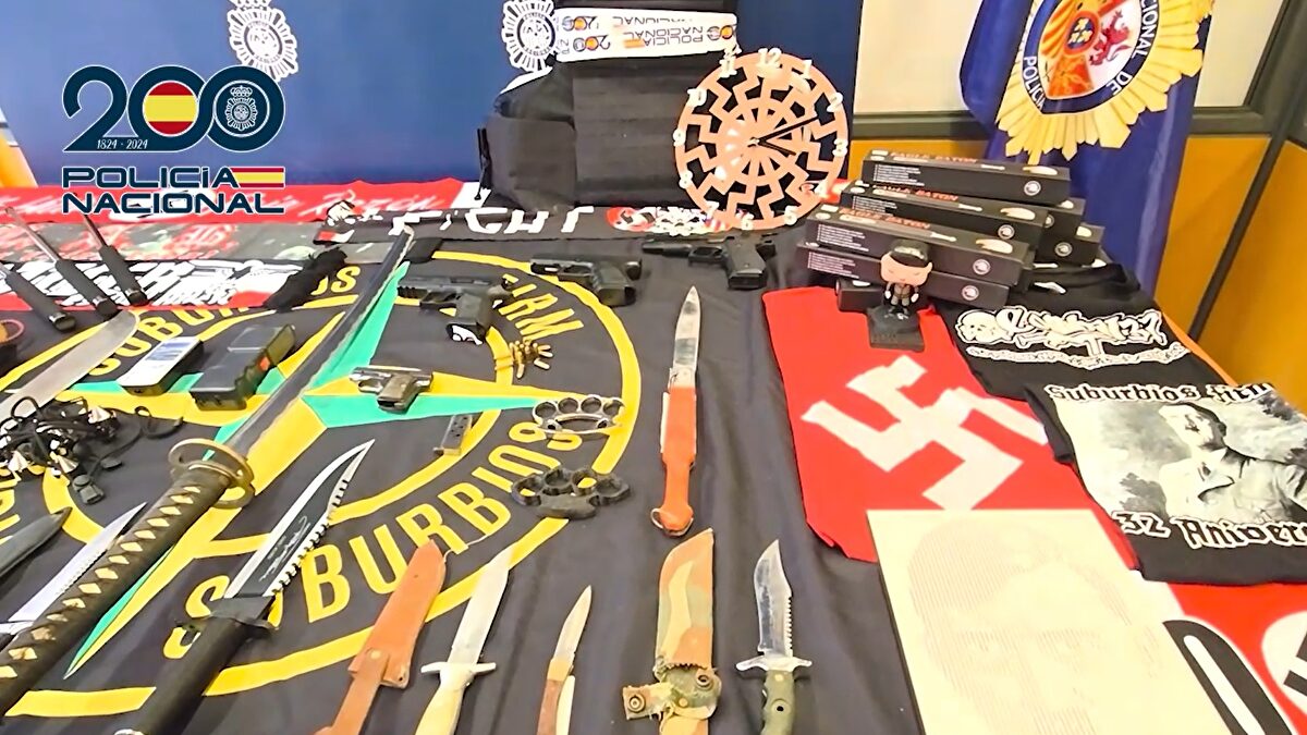 Cae el grupo neonazi Suburbios Firm: tenían armas, chalecos antibalas, 5 kilos de cocaína y 100.000 euros en efectivo