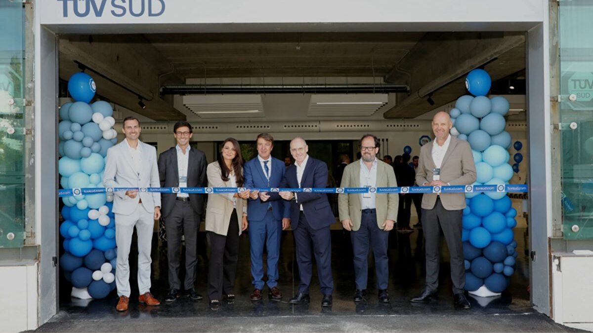 TÜV SÜD inaugura en Tres Cantos un nuevo centro de formación especializado en automoción