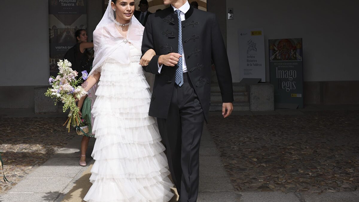 De la duquesa de Medinaceli a Sassa de Osma: así ha sido la boda de Lucía Entrecanales y Laszlo Bene en Toledo