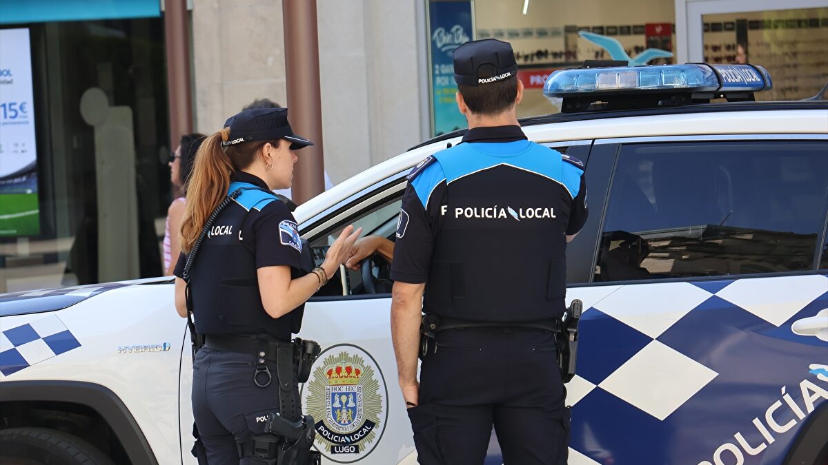 Reconocidos 7 policías locales gallegos con la Medalla al Mérito Policial