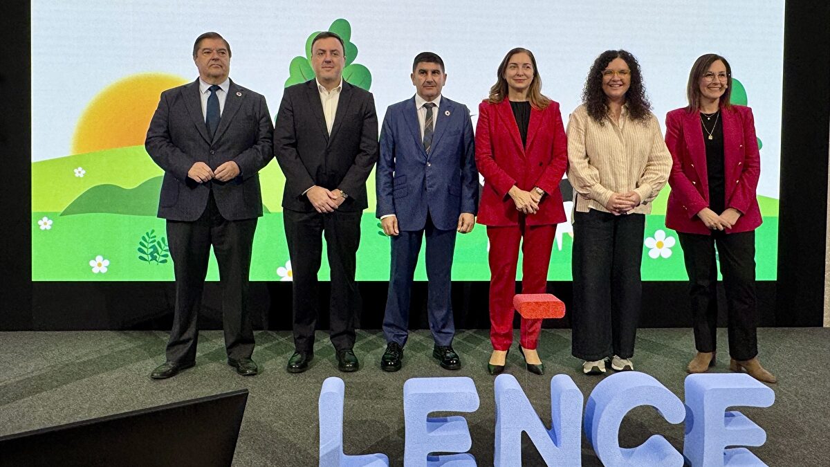 La presidenta del Grupo Lence urge abordar el relevo generacional: "Es un problema de todos"