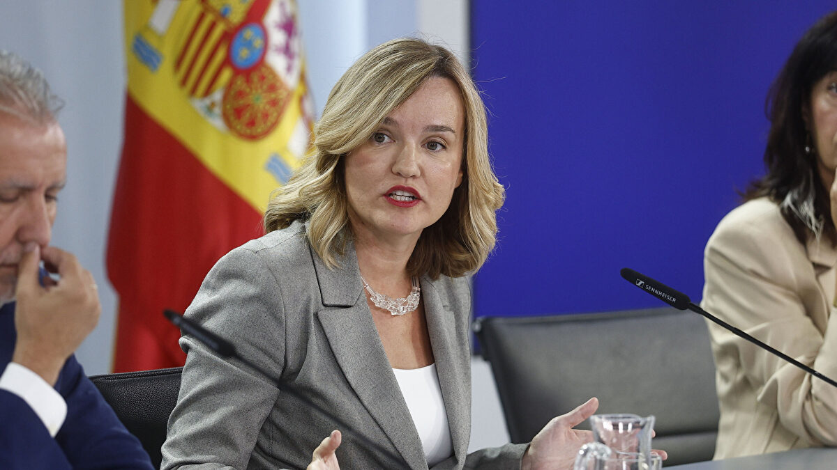 El Gobierno se reafirma en la "inocencia" de Begoña Gómez: "En esos correos no sale el nombre del presidente"