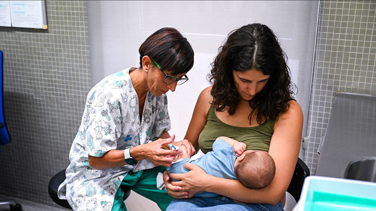 Madrid arranca la vacunación de 50.000 bebés contra la bronquiolitis