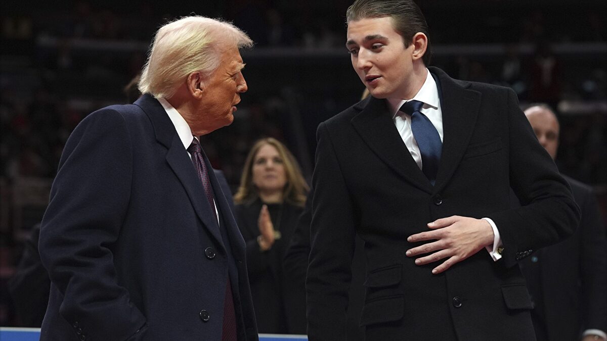 Los millones que ha amasado Barron Trump mientras estudia y juega a videojuegos
