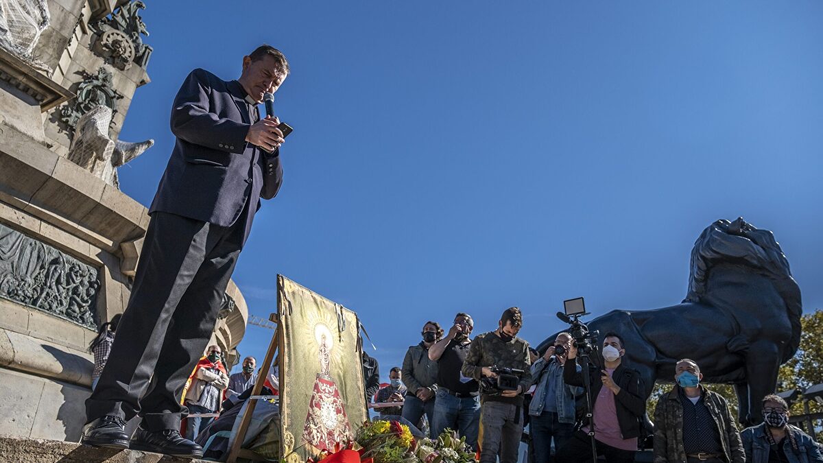 Omella, al sacerdote que puede ser condenado por criticar al islam: "Si entras a la cárcel, iré a visitarte"