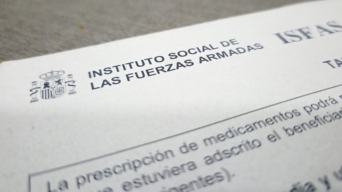 El ISFAS implantará la receta electrónica para sus afiliados del sector privado antes del próximo verano