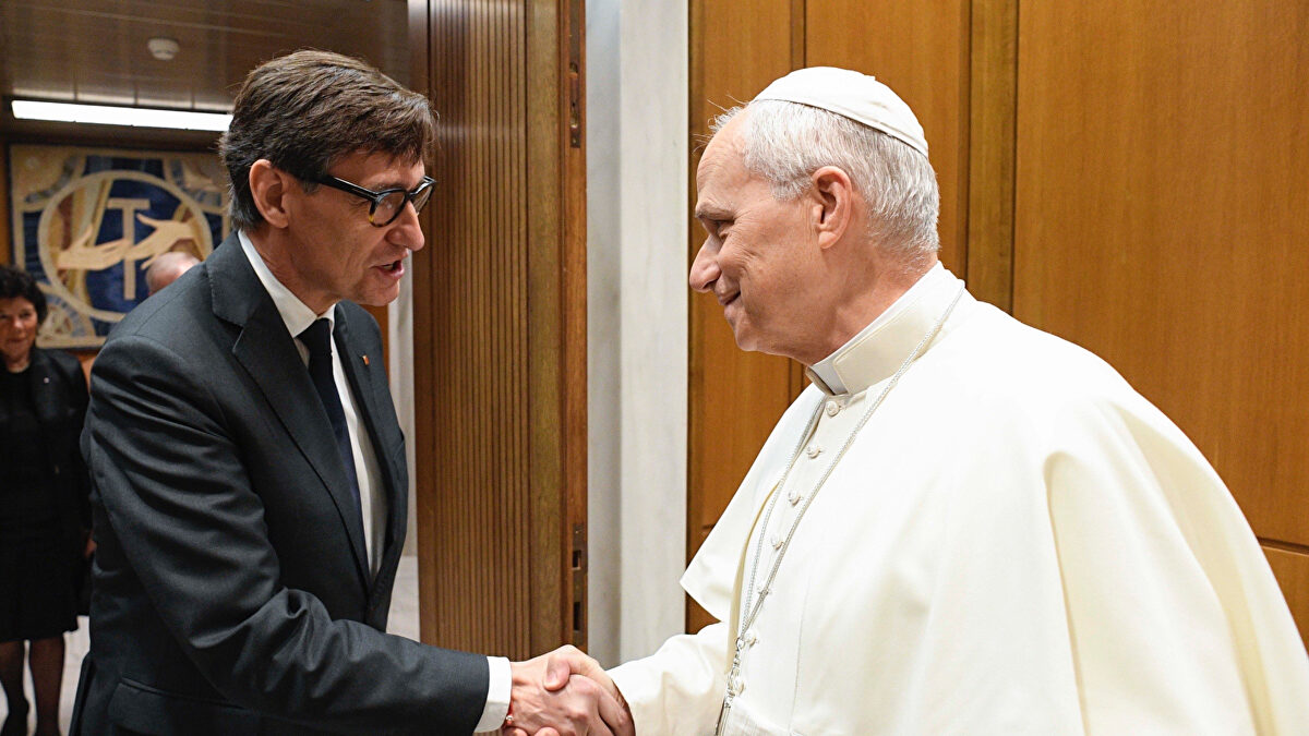 Illa invita al Papa a la Sagrada Familia y a los palestinos a jugar al fútbol contra la selección catalana