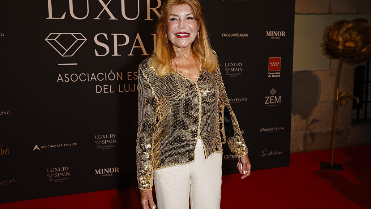 Carmen Cervera en los premios International Luxury Awards: "Mi hija Carmen está perfectamente preparada"