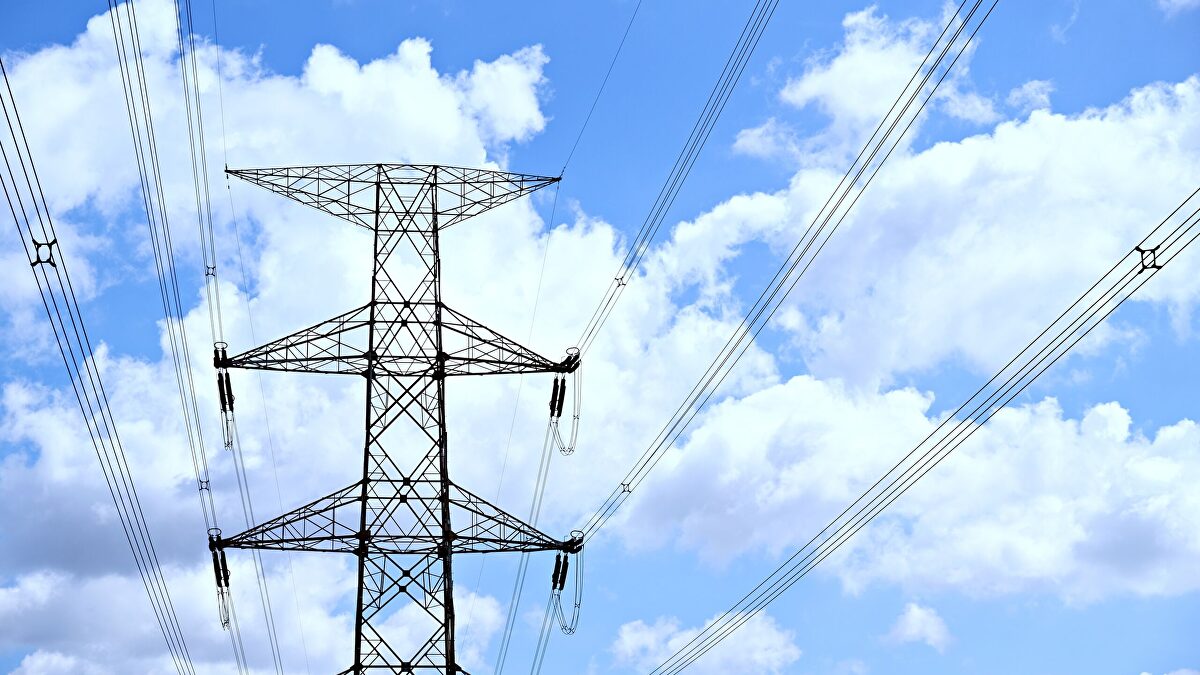 Las eléctricas temen un "sálvese quien pueda" con la red y piden tener "cuidado con la tecnología que cerramos"