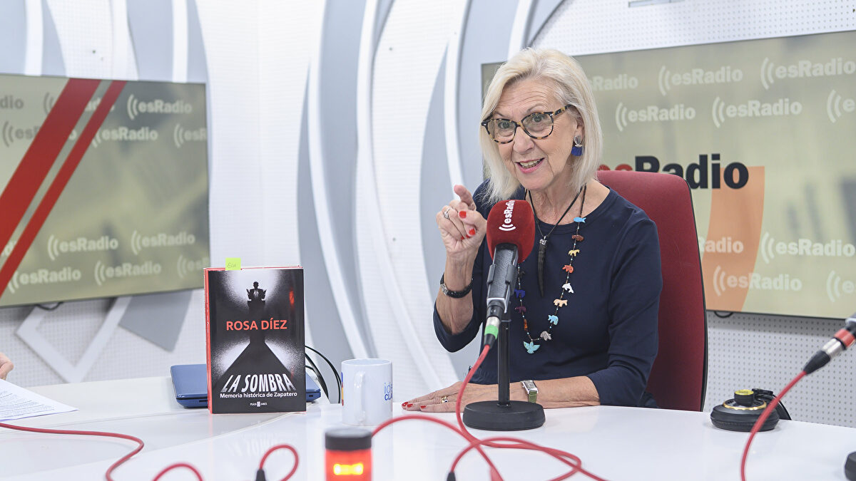 Rosa Díez: "Zapatero es el tumor y Sánchez la metástasis"