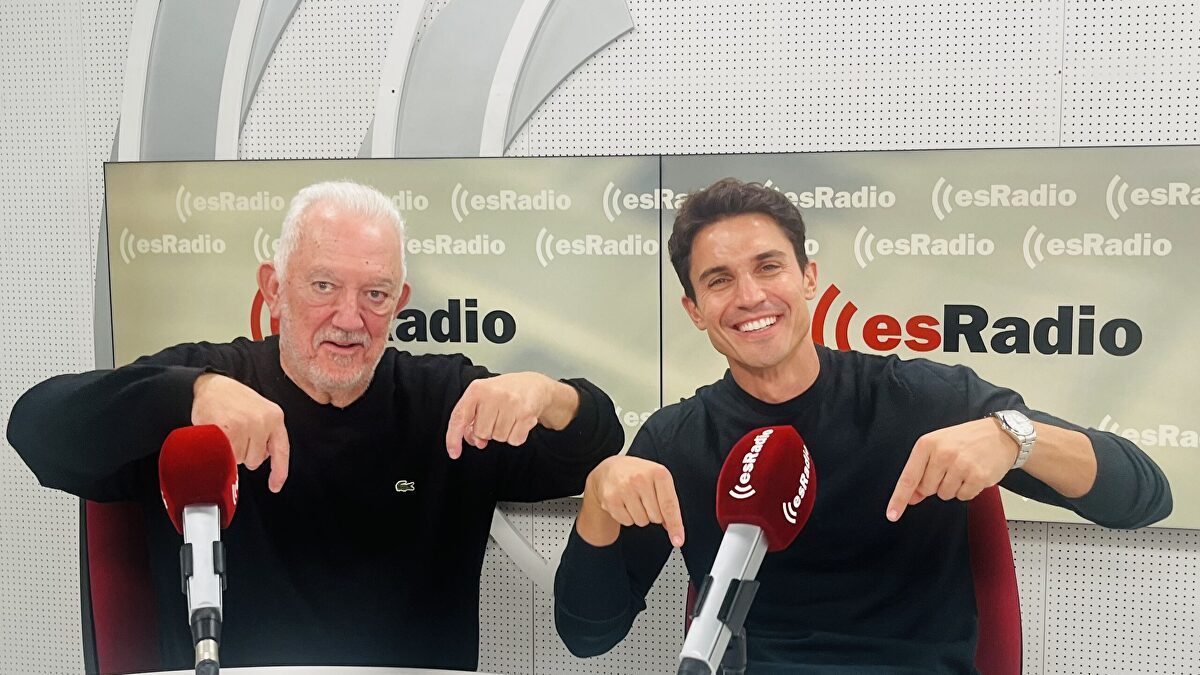 Álex González sobre su personaje como espía comunista: "La sinceridad está sobrevalorada"