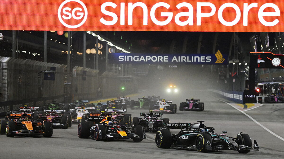 Russell gana en Singapur, Verstappen recorta a los McLaren y Fernando Alonso vuelve a brillar