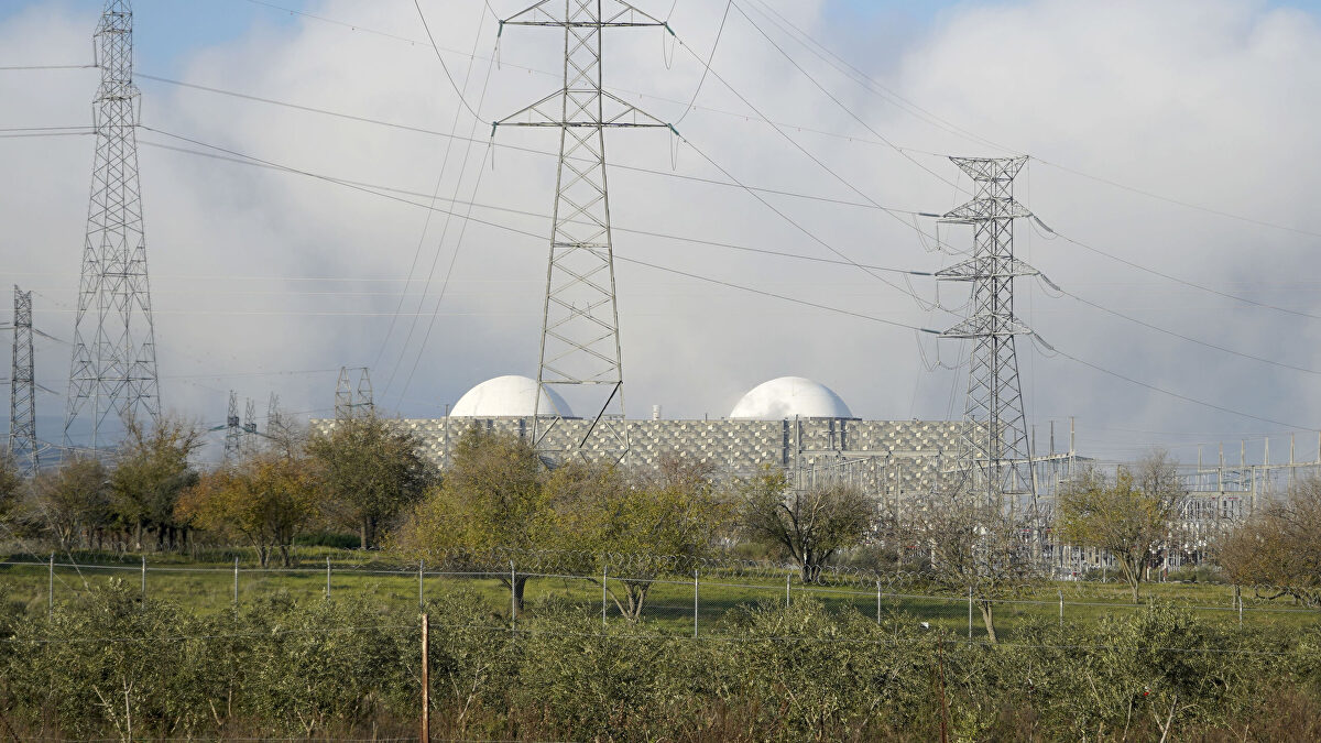 La nuclear avisa del "momento casi final" para Almaraz, que reduce ya contrataciones "por la cercana fecha de cierre"