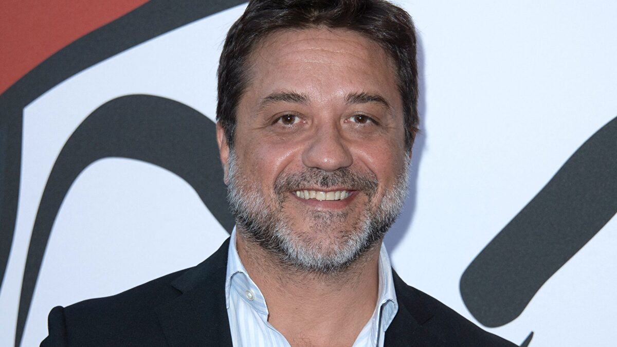 El actor Enrique Arce (La Casa de Papel) carga contra sus compañeros del cine por apoyar la flotilla pro Hamás
