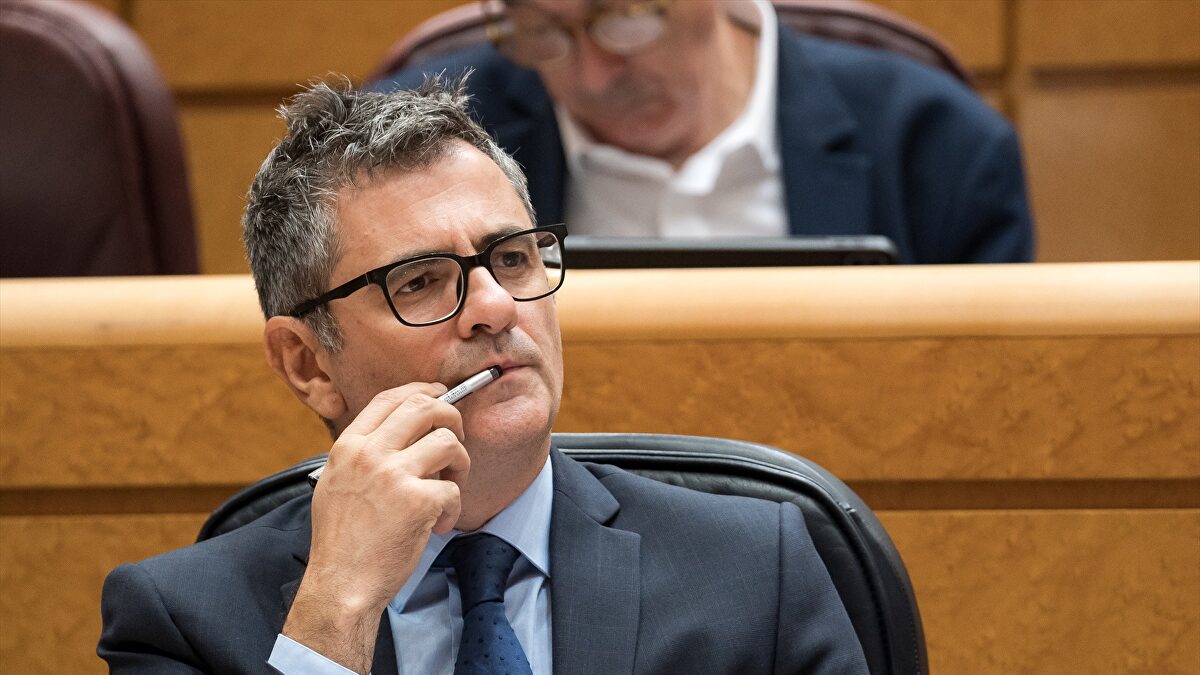 La Audiencia de Madrid estalla contra Bolaños: aboca al "colapso" a los juzgados de violencia contra la mujer